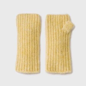 NWT Universal thread yellow forearm and thumb glove sleeve